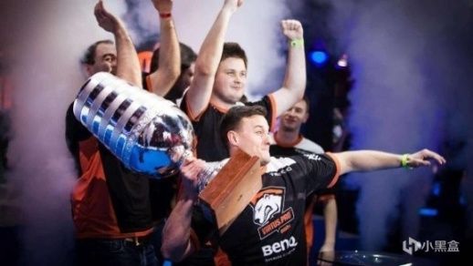 同样受益于 同样受益于